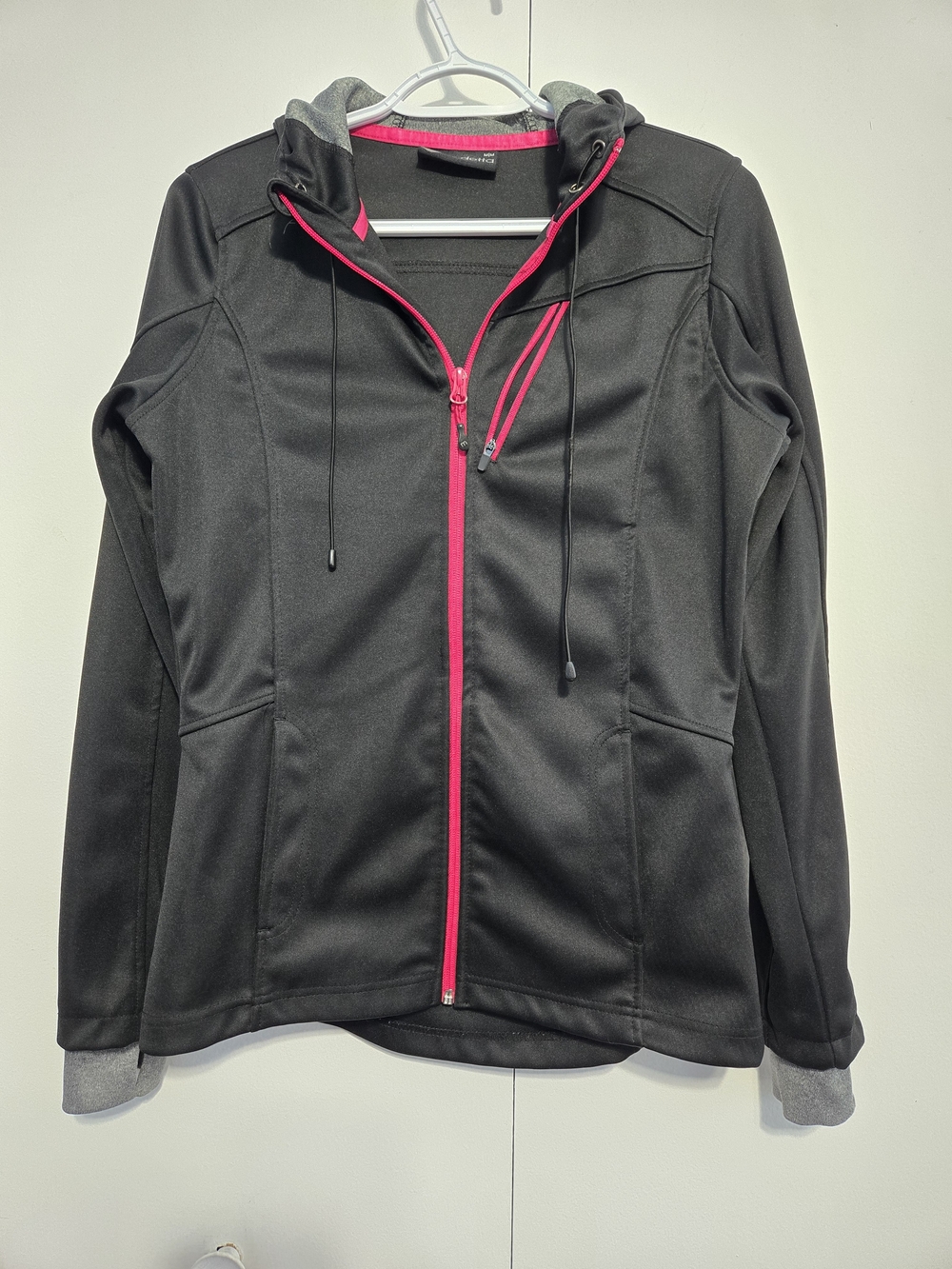 Mondetta Active Jacket Medium Black Pink Full‎ Zip Hooded Athletic